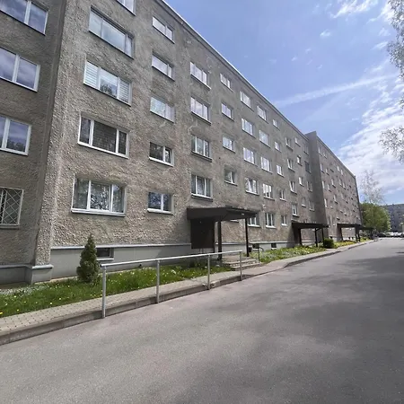 Luxury * Narva